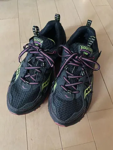 saucony 써코니 GORE-TEX 스니커즈 러닝화 23cm
