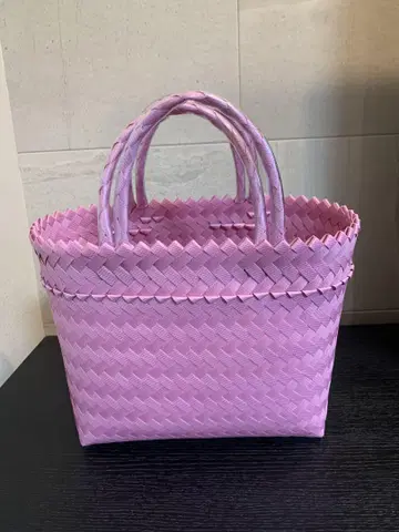 메케아리사 바스켓백