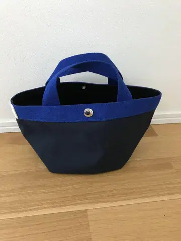 에르베샤 펠리에 하카타 한큐 한정판 네이비, 앤디고, 블랑 택 701CB