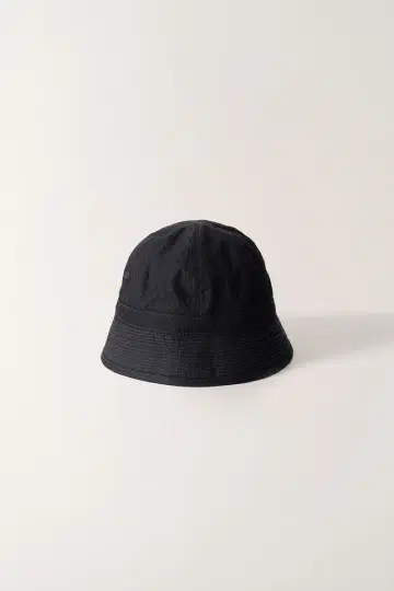 글자가 없는 캠프 버킷 햇 (아이보리) M