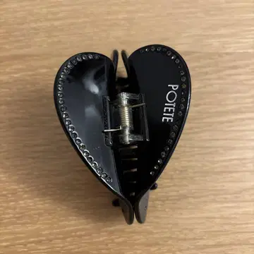 POTETE 포테테 하트 헤어 클립 블랙