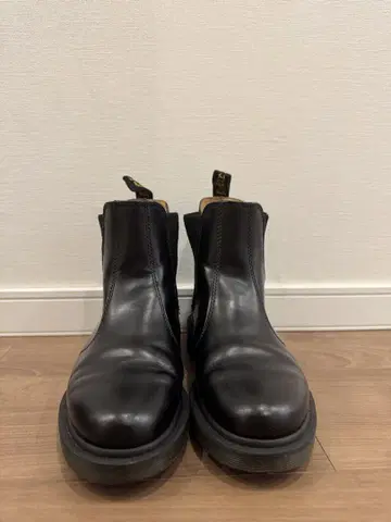 Dr.Martens 첼시 부츠