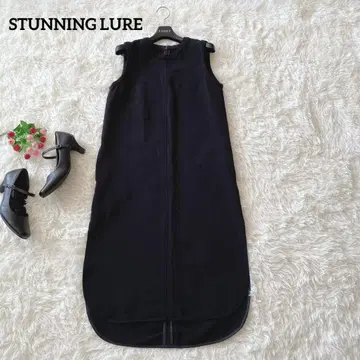 새상품급 스터닝 루어 롱 기장 원피스 슬리브리스 슬릿 변형 블랙