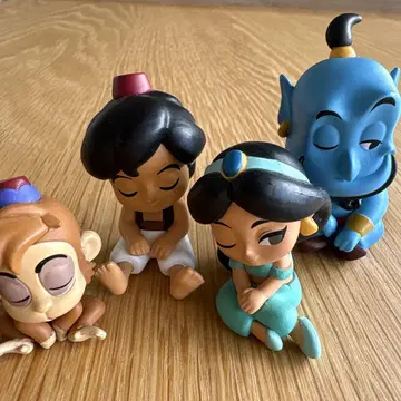 디즈니 알라딘 어깨 쿵 Fig.
