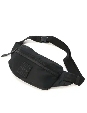 TOMMYHILFIGER 거의 새상품 나일론 바디백 블랙