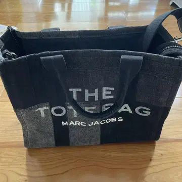 마크제이콥스 THE TOTE BAG