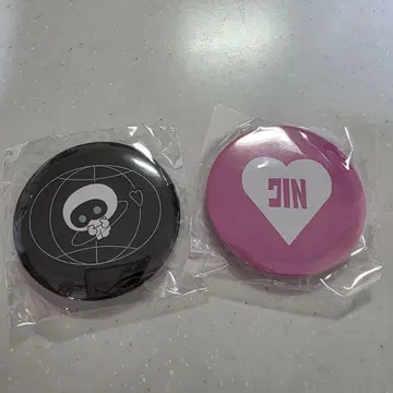 BTS 진 RUNSEOKJIN 캔뱃지 캡슐 토이