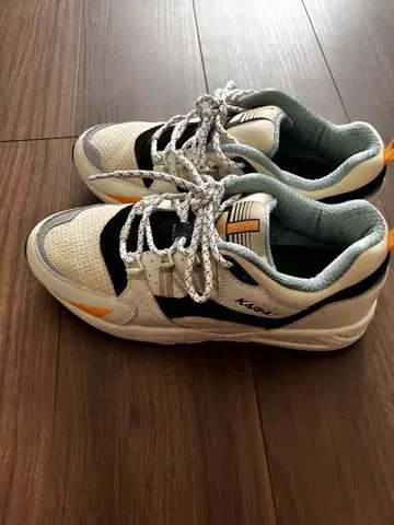 KARHU 스니커즈