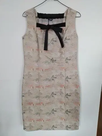 JIL SANDER 질 샌더 광택 패턴 원단 슬리브리스 원피스