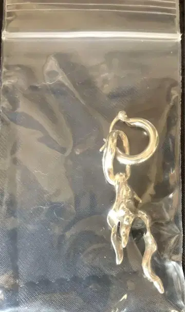 귀걸이 블랙스톤 모티브 GACKT