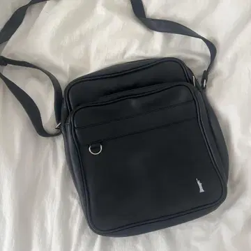 EAST BUY 숄더백 블랙