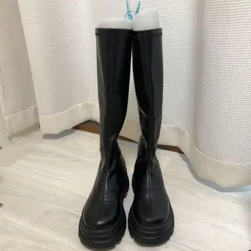 WEGO 통굽 볼륨 롱 부츠 블랙 M 사이즈