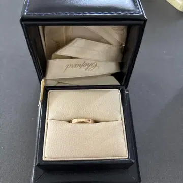 쇼파드(Chopard) 아이스 큐브 반지