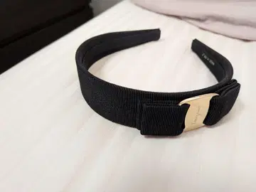 페라가모 머리띠 블랙