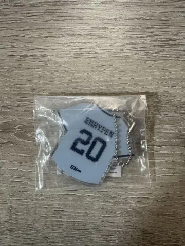 ENHYPEN 아크릴 키링 캡슐 토이 20