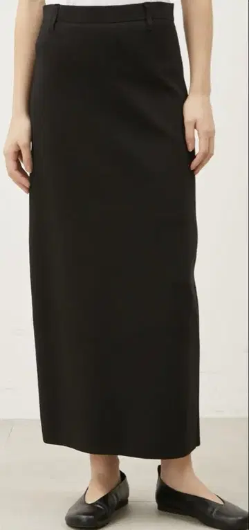 Mila Owen 뒷면 벤츠 스트레이트 니트 스커트