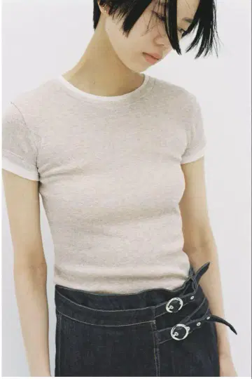 자라 더블 레이어 디자인 티셔츠 네이비