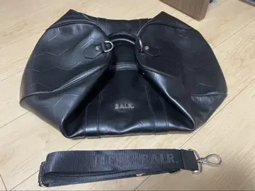 BALR. 블랙 더플백