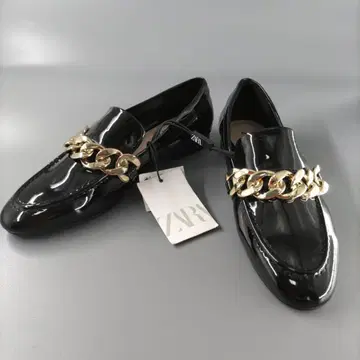 자라/ZARA 블랙 에나멜 로퍼 사이즈 35 (22.5cm)