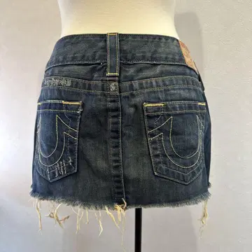 TRUE RELIGION 트루 릴리전 MANDAY 미니 데님 스커트