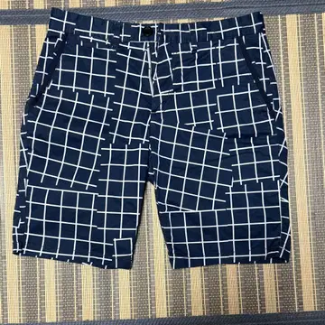 ARMANI EXCHANGE 사이즈 30 하프 팬츠