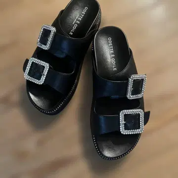 유나이티드 애로우즈 컴포트 샌들