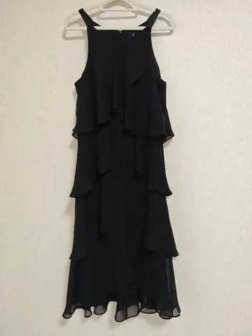 S.L.fashions 블랙 프릴 드레스 8