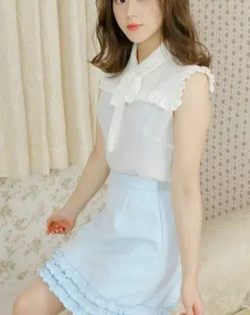 Poupee BOUTIQUE 슬리브리스 블라우스 화이트 프리 사이즈