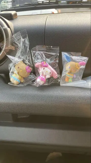 갸루 키티, 키티, 헬로키티
