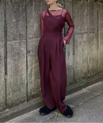 ONE SIDE SHOULDER ROMPERS 보르도 M 사이즈