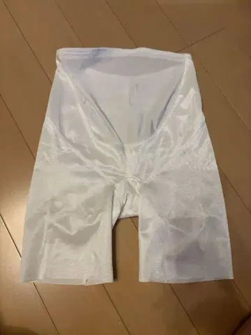 LuXY 마터니티 브라이덜 이너