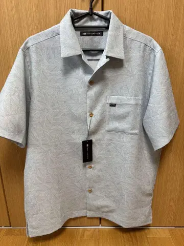 TRAVISMATHEW 트래비스 매튜 캘러웨이 잎 패턴 셔츠 L 사이즈