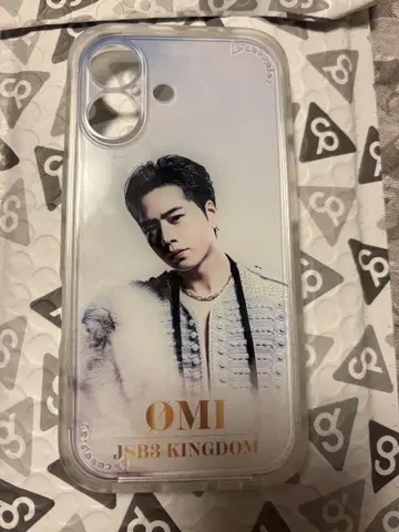 OMI JSB3KINGDOM 스마트폰 케이스 iPhone16 사용