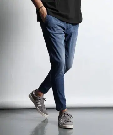 DUFFER 원더 쉐이프 테이퍼드 스키니 팬츠 인디고 블루 M
