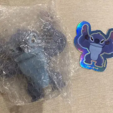 52TOYS 스티치 피규어 근육질