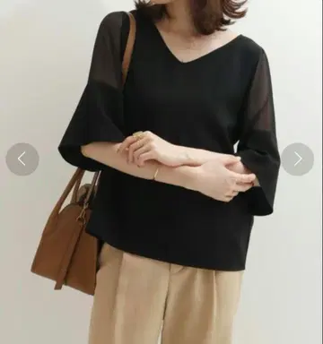 NOBLE 노블 시어 플레어 슬리브 블라우스 블랙