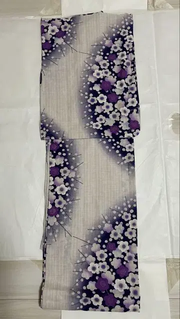 유카타 보라색 매실 패턴 베이지
