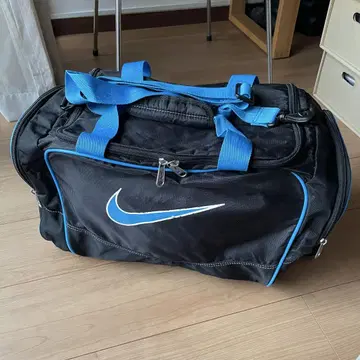 Nike 나이키 보스턴 백 블랙/파랑 여행 숙박 학습 동아리 활동