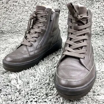 컨디션 최상 핏핏 하이 라이즈 하이컷 23CM 사이드 지퍼