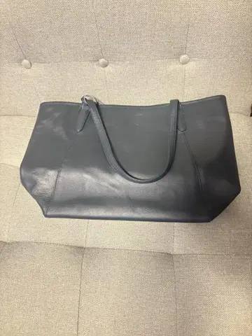 Diana 네이비 가죽 비즈니스 백