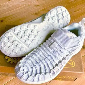 KEEN 유니크 SNK 27.5cm