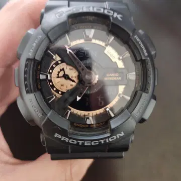 G-SHOCK 아날로그 손목시계 블랙/골드