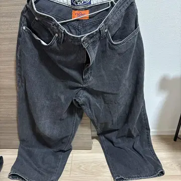 Lee Pipes Keboz 다크 그레이 데님