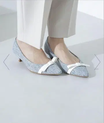 나노 유니버스 NANOuniverse 리본 로우 힐 펌프스
