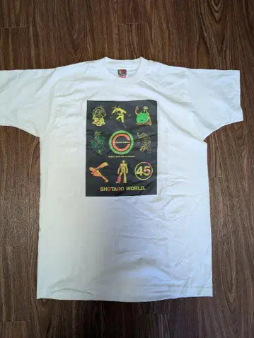 SHOTARO WORLD 그래픽 티셔츠 이시노모리 쇼타로