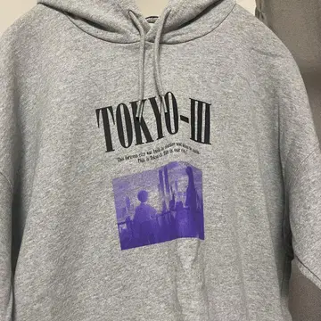 EVANGELION TOKYO-III 그레이 후드티 후드 부착