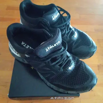ATHLETA 러닝화 27.5cm 블랙