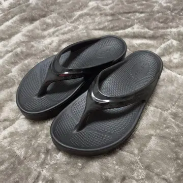 OOFOS 우포스 우메가 통굽 리커버리 샌들