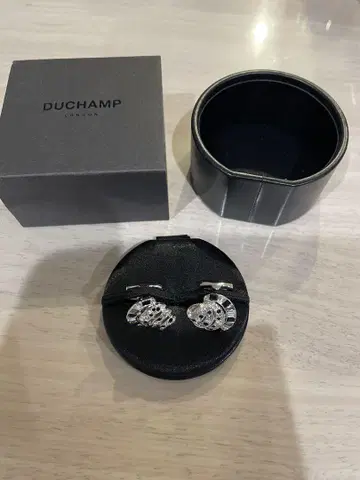 DUCHAMP 실버 커프스 단추