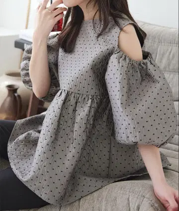 포코포코 자카드 숄더 컷 페플럼 탑 [C7074]
